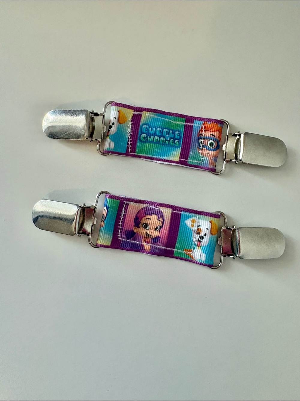 🌟NWOT Bubble Guppies Mitten Clips🌟